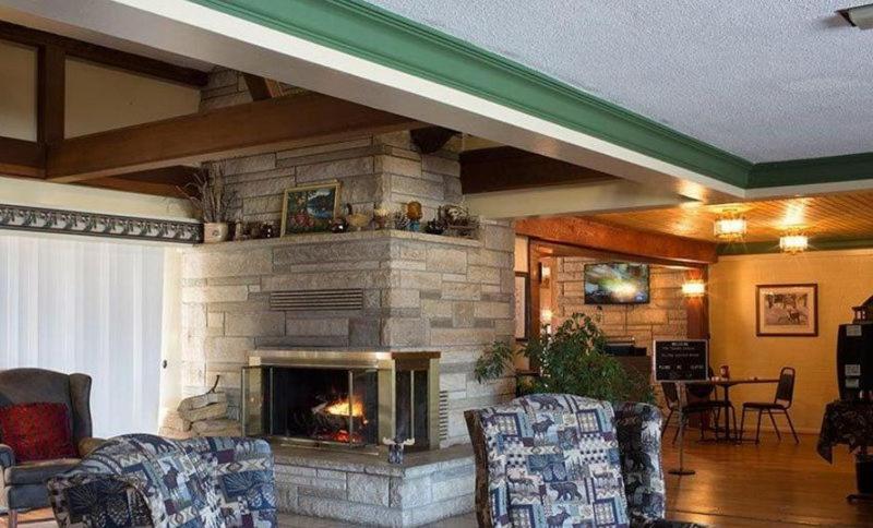 Camp Inn Lodge Au Sable Dış mekan fotoğraf
